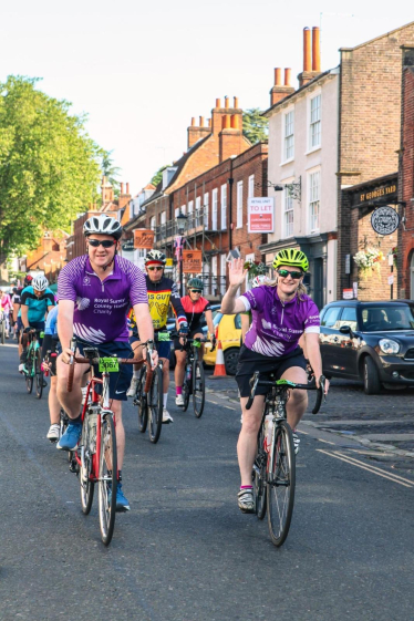 Greg and Caroline at the 2023 Farnham Charity Bike Ride